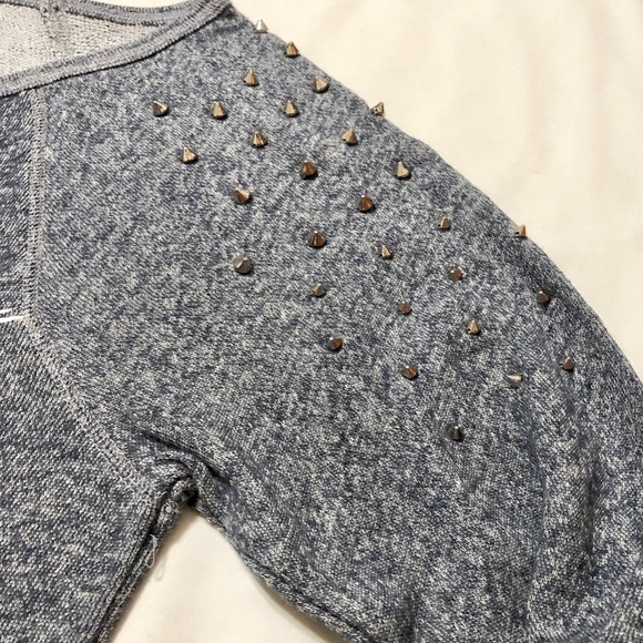 Express French Terry Sweatshirt with Shoulder Spikes and B&W Velvet Tiger - L - Picture 14 of 17